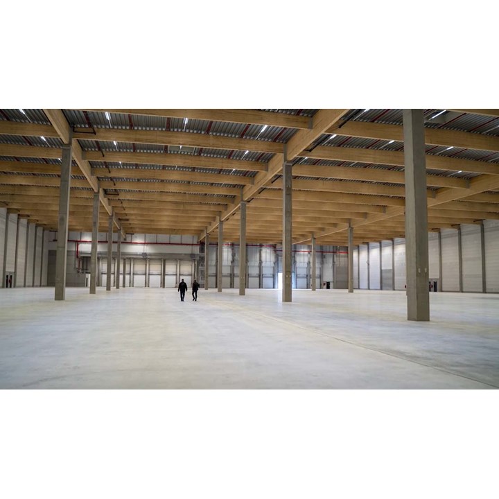 First Lager's new and empty warehouse, soon equipped with LOGIA WMS to enhance operational efficiency through a more systematic workflow.